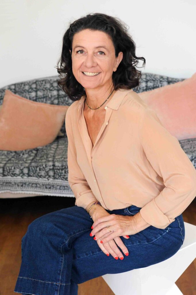 Portrait de Vanessa Pol, fondatrice de la maison d’édition jeunesse indépendante Pipoca.